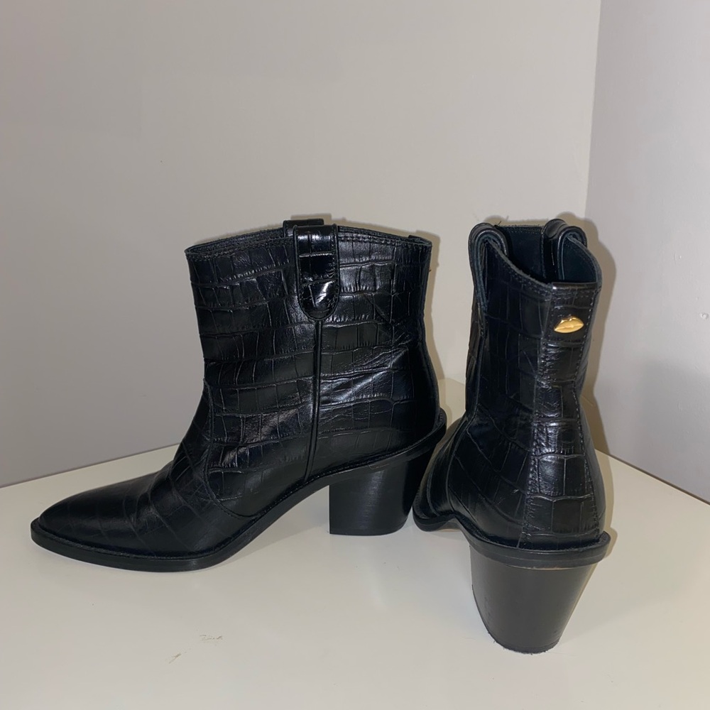 Fabienne Chapot Black Leather Ankle Boots